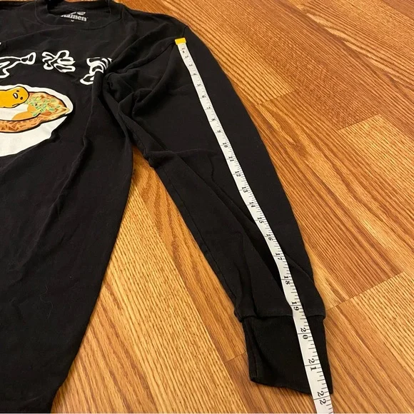 Gudetama Sanrio x Top Ramen Long Sleeve S/M - Picture 7 of 7